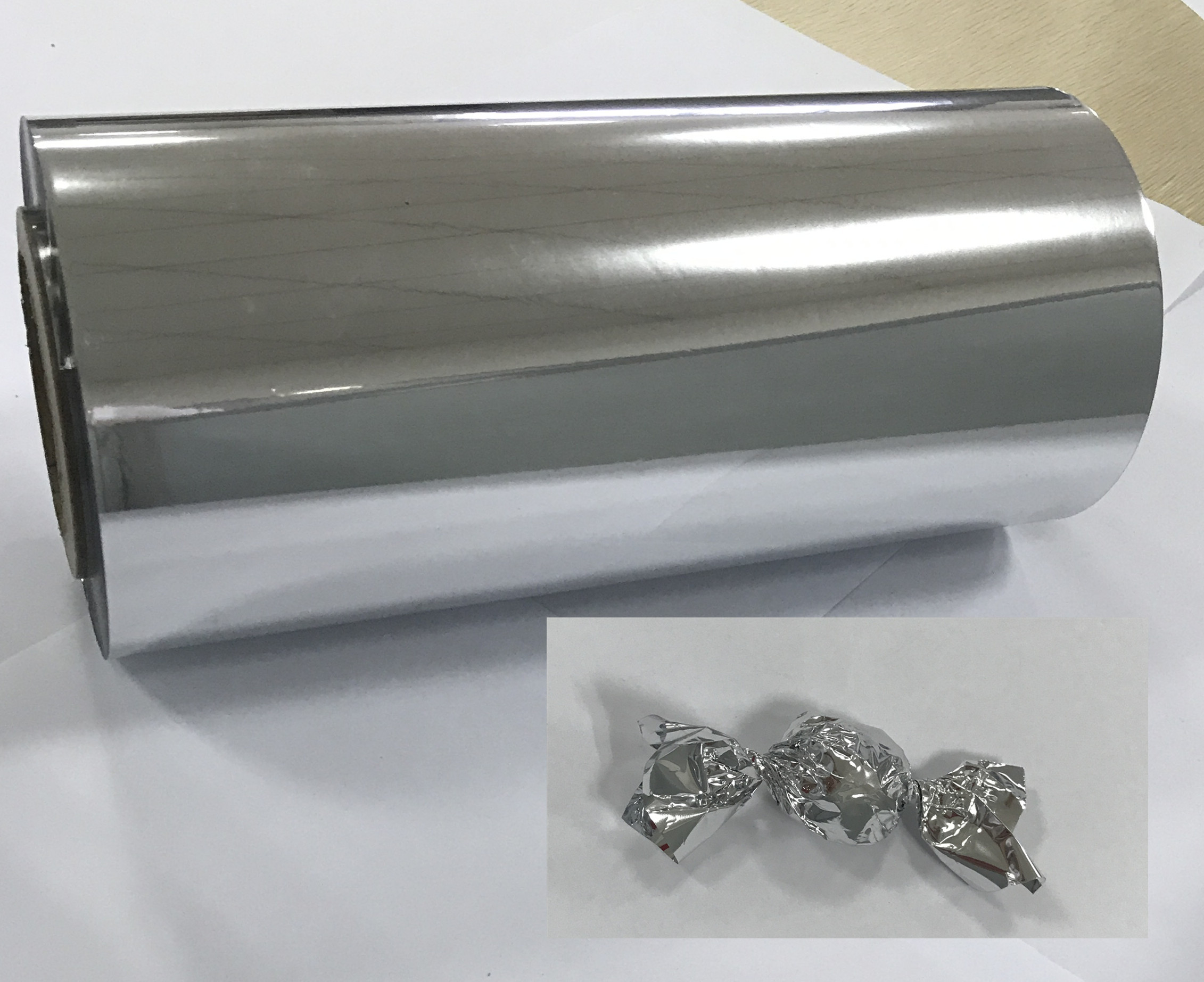 Cum diferă procesul de metalizare a filmelor de animale de companie aluminizate de alte tipuri de filme metalizate?